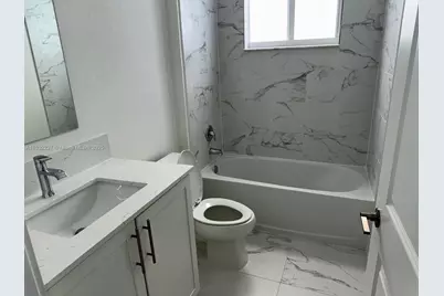 1866 NE 1st St, Homestead, FL 33033 - Photo 10