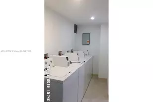 11750 NE 16th Ave, Miami, FL 33161 - Photo 4