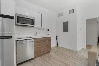 1560 Meridian Ave #108, Miami Beach, FL 33139 - Photo 4