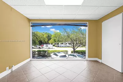 150 SE 12th St #201-2, Fort Lauderdale, FL 33316 - Photo 10