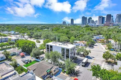 150 SE 12th St #201-2, Fort Lauderdale, FL 33316 - Photo 4