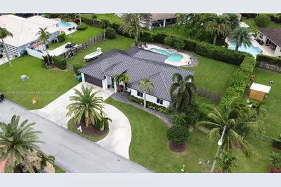 18740 SW 297th St, Homestead, FL 33030 - Photo 40