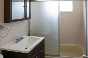 8321 Crespi Blvd, Miami Beach, FL 33141 - Photo 20