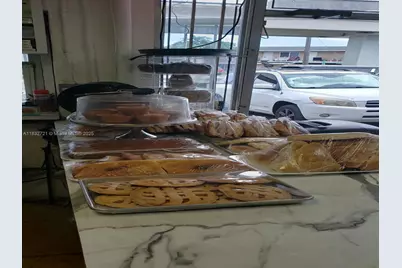 153 W 21st St, Hialeah, FL 33010 - Photo 36