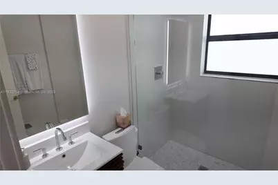 1240 NE 27th Ter, Pompano Beach, FL 33062 - Photo 70