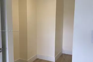 5700 Collins Ave, Miami Beach, FL 33140 - Photo 30