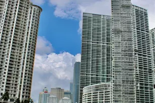 325 S Biscayne Blvd, Miami, FL 33131 - Photo 26