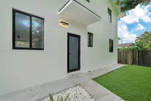 972 SW 44th Ave, Miami, FL 33134 - Photo 12