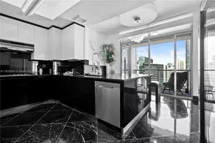 1425 Brickell Ave, Miami, FL 33131 - Photo 14