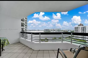 19101 NE 36th Ct, Aventura, FL 33180 - Photo 14
