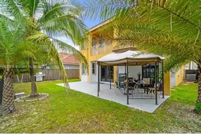 7936 SW 164th Pl, Miami, FL 33193 - Photo 40
