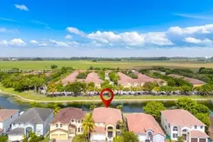 7936 SW 164th Pl, Miami, FL 33193 - Photo 2