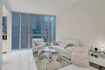 300 Biscayne Blvd Way #505C, Miami, FL 33131 - Photo 2
