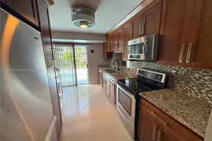 14135 SW 100th Ln, Miami, FL 33186 - Photo 14