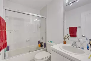 898 NW 131st Ave, Miami, FL 33182 - Photo 48