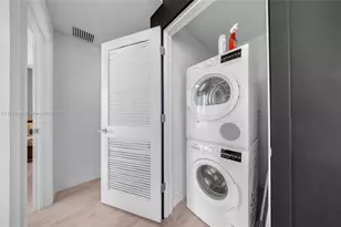 580 72, Miami Beach, FL 33144 - Photo 60