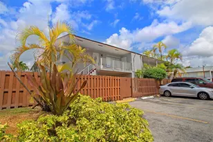 15411 SW 81st Cir Ln, Miami, FL 33193 - Photo 1