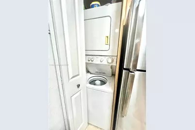 2841 NE 33rd Ct #104, Fort Lauderdale, FL 33306 - Photo 8