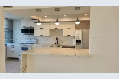 18051 Biscayne Blvd #1705, Aventura, FL 33160 - Photo 4