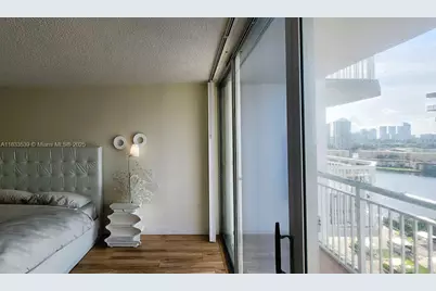 18051 Biscayne Blvd #1705, Aventura, FL 33160 - Photo 20