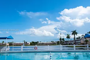 820 SW 11th Ave, Hallandale Beach, FL 33009 - Photo 30