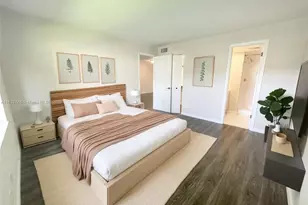 9750 Sunrise Lakes Blvd, Sunrise, FL 33322 - Photo 8