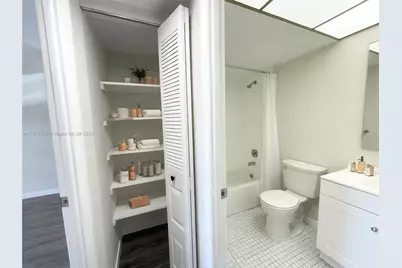 9750 Sunrise Lakes Blvd #109, Sunrise, FL 33322 - Photo 16