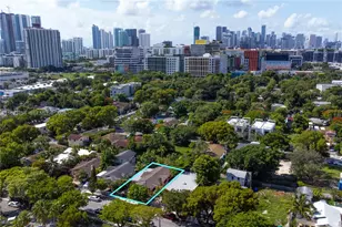 138 NW 34th St, Miami, FL 33127 - Photo 10