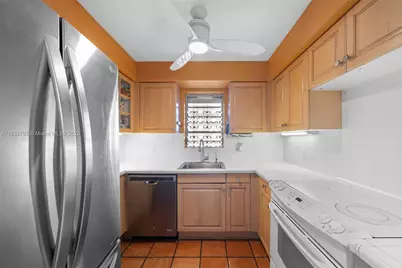 401 SE 25th Ave #605, Fort Lauderdale, FL 33301 - Photo 14