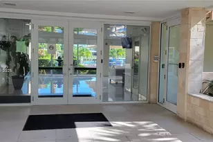 220 Kings Point Dr, Sunny Isles Beach, FL 33160 - Photo 20