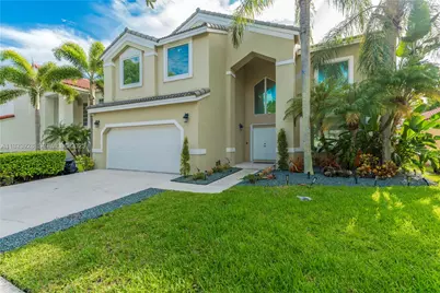 325 Cameron Dr, Weston, FL 33326 - Photo 2