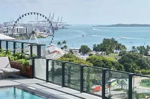 398 NE 5th St, Miami, FL 33132 - Photo 2