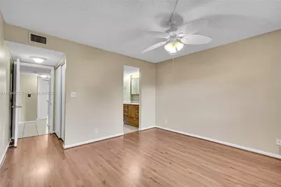 1100 NW 87th Ave #306, Coral Springs, FL 33071 - Photo 12