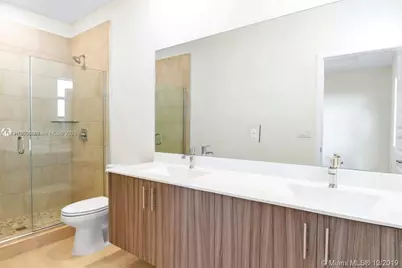 15842 NW 91 Ct #15842, Miami Lakes, FL 33018 - Photo 12