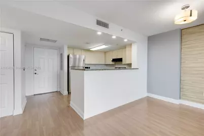 3000 Coral Way #513, Miami, FL 33145 - Photo 6