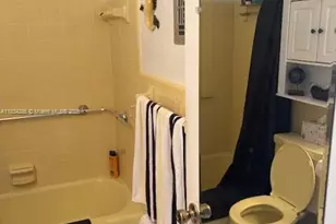 900 SW 11th Ave, Hallandale Beach, FL 33009 - Photo 10