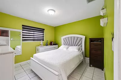 20210 SW 112th Pl, Miami, FL 33189 - Photo 12