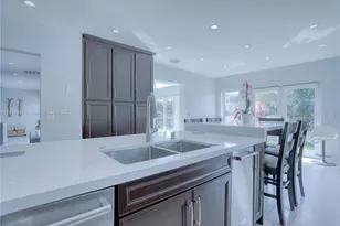 13300 Biscayne Bay Terrace, North Miami, FL 33181 - Photo 20