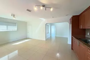 34 E 15th St, Hialeah, FL 33010 - Photo 6