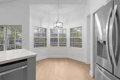 1525 Seabay Rd, Weston, FL 33326 - Photo 10