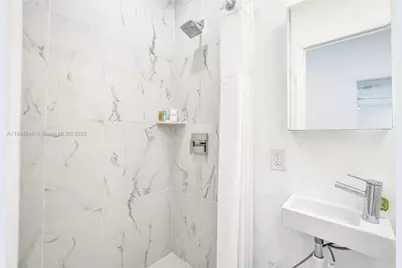 3305 NE 16th Ct, Fort Lauderdale, FL 33305 - Photo 16