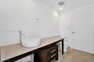 465 Brickell Ave, Miami, FL 33131 - Photo 22