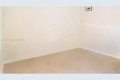 841 NE 139th St, North Miami, FL 33161 - Photo 24