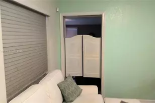 841 NE 139th St, North Miami, FL 33161 - Photo 6