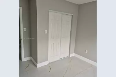 1770 NW 44th St, Miami, FL 33142 - Photo 10