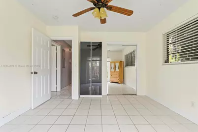 21321 NE 25th Ct, Miami, FL 33180 - Photo 28