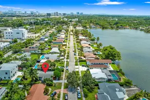 21321 NE 25th Ct, Miami, FL 33180 - Photo 1