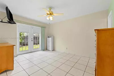 21321 NE 25th Ct, Miami, FL 33180 - Photo 38