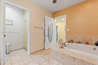 21321 NE 25th Ct, Miami, FL 33180 - Photo 34