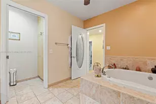 21321 NE 25th Ct, Miami, FL 33180 - Photo 34